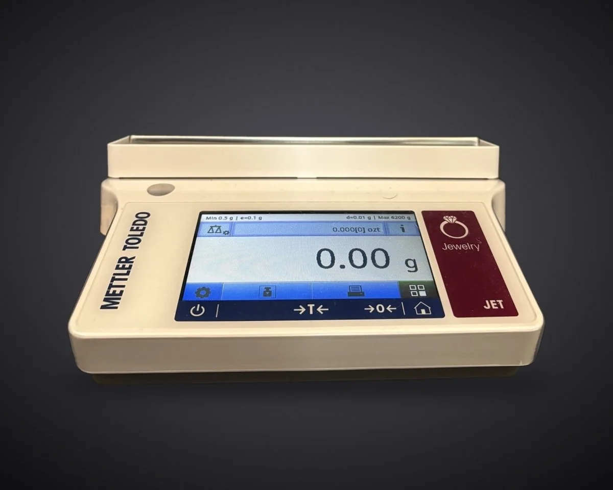 Mettler Toledo JET jewelry balance reading in grams